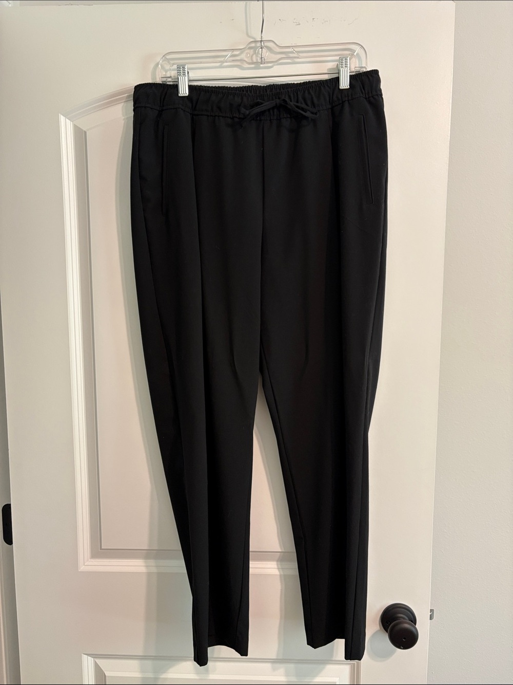 Women's Black Elastic-Waist straight leg Billie Trousers
